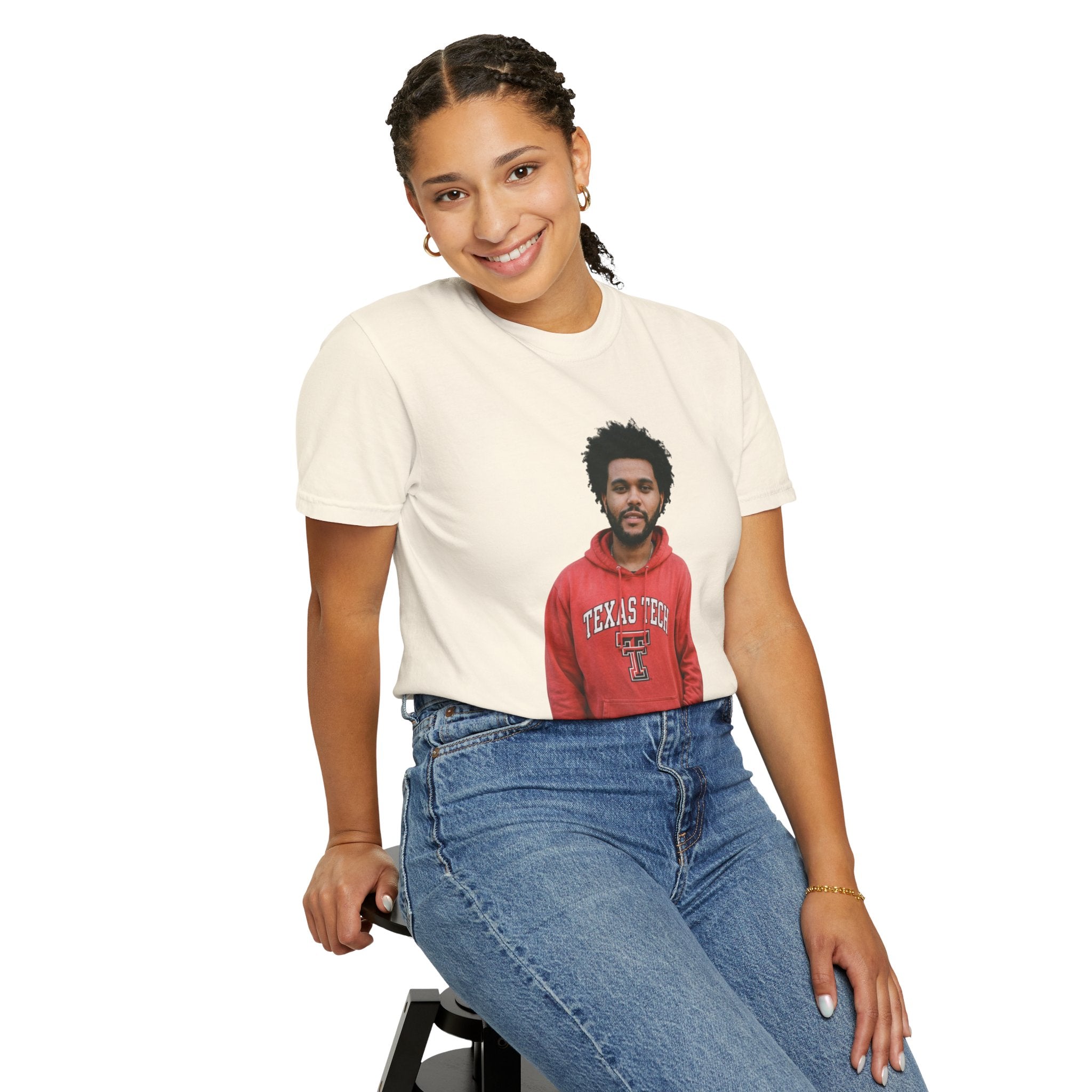 Graphic Photo Tee — Casual Vintage-Style Portrait Print T-Shirt