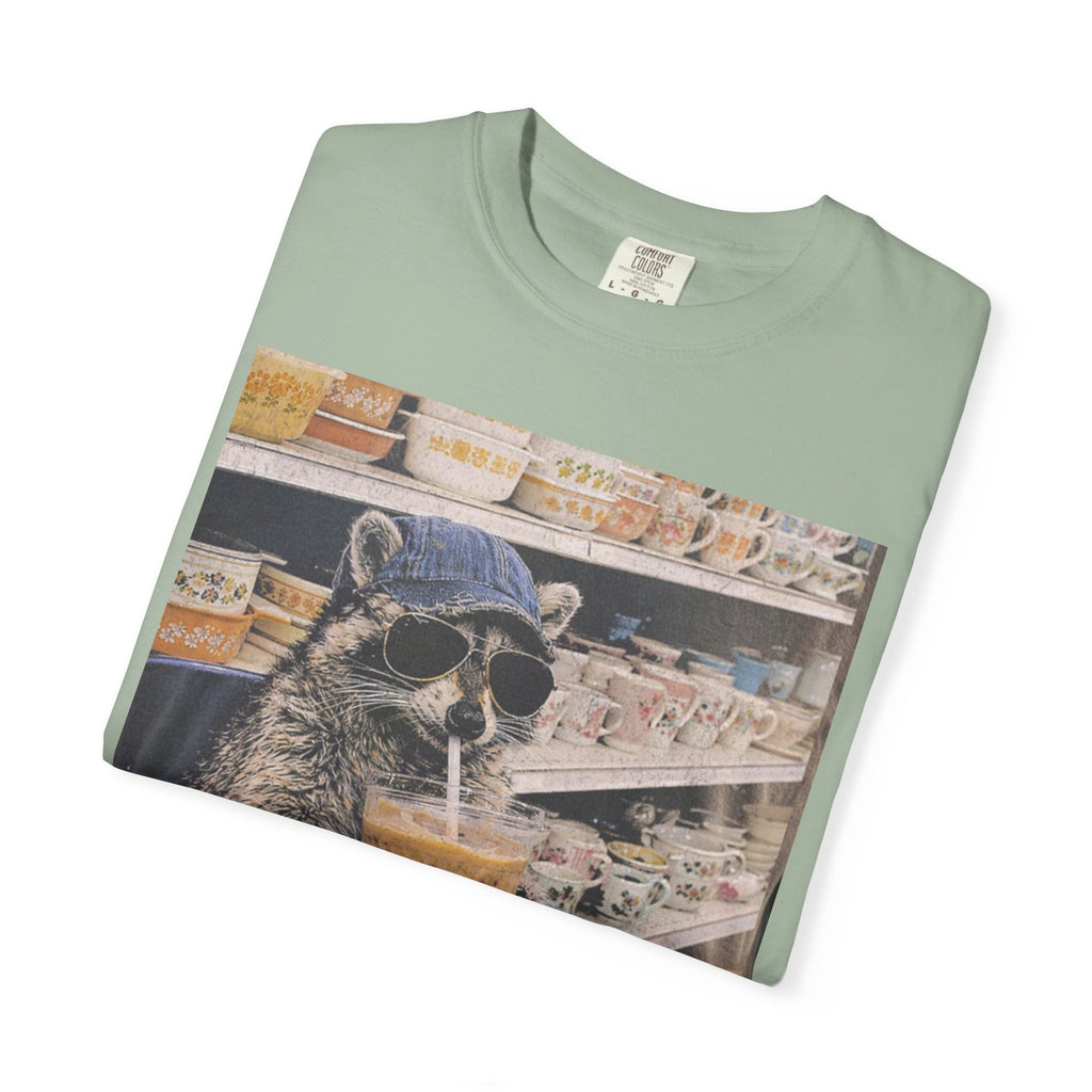 Raccoon Thrift Finds Tee — "I’d thrift that" Graphic T-Shirt