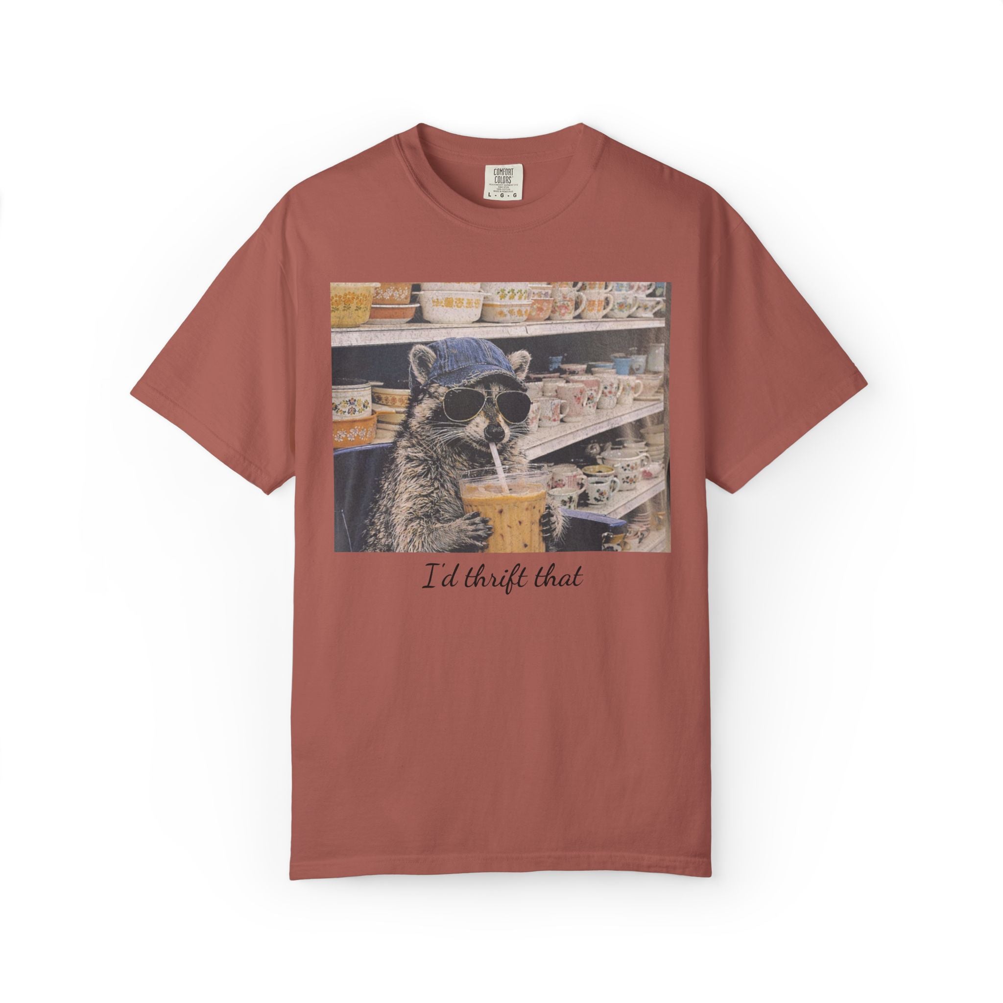 Raccoon Thrift Finds Tee — "I’d thrift that" Graphic T-Shirt