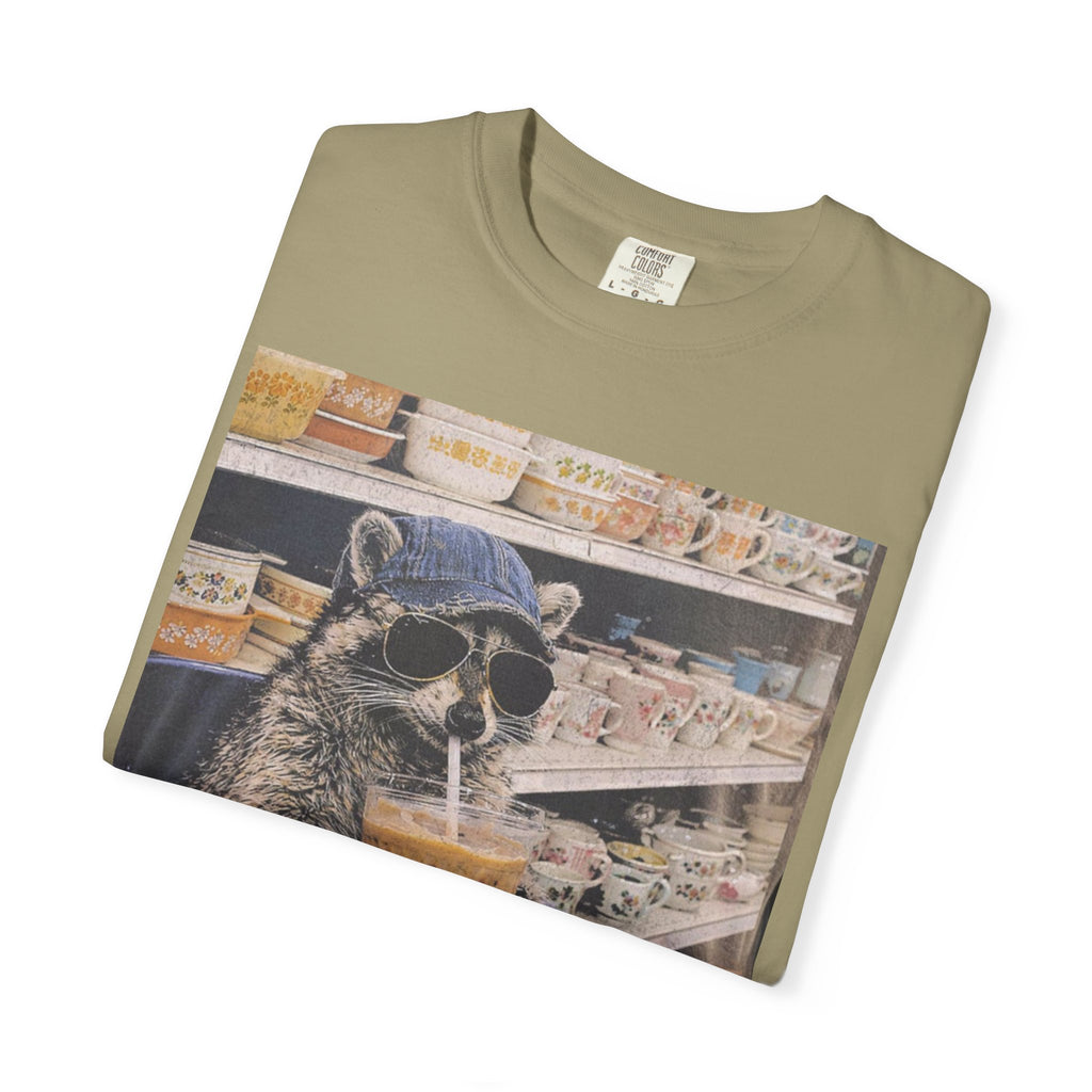 Raccoon Thrift Finds Tee — "I’d thrift that" Graphic T-Shirt